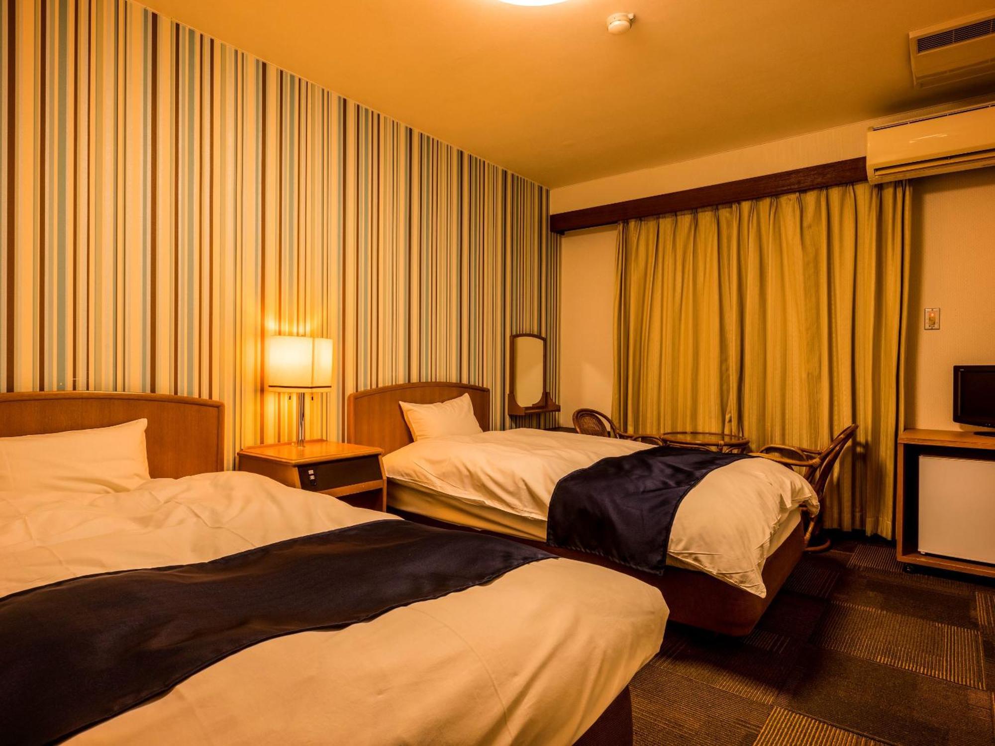 Ooedo Onsen Monogatari Enakyo Hotell Exteriör bild