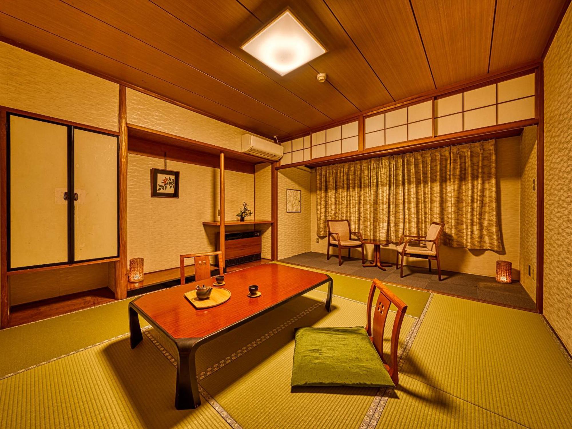 Ooedo Onsen Monogatari Enakyo Hotell Exteriör bild